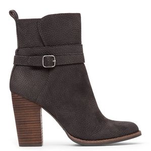 Lucky Brand Latonya booties size 7 in Storm gray